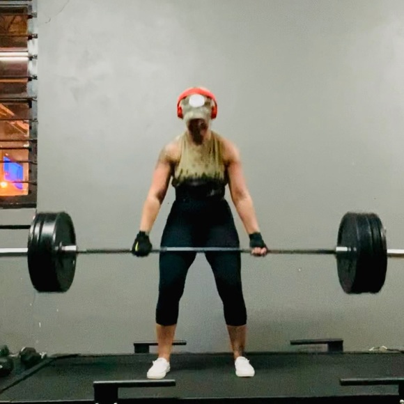 Meet your Posher, Carrie! Posh Ambassador!!🤩 - Picture 4 of 13